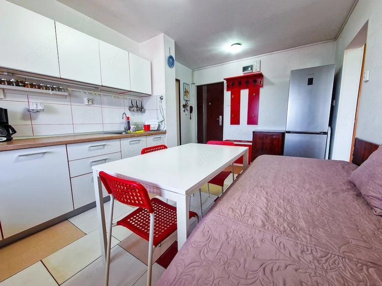 Apartament cu 3 camere decomandat în Pantelimon