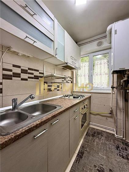 Apartament cu 3 camere nedecomandat, mobilat în George Enescu