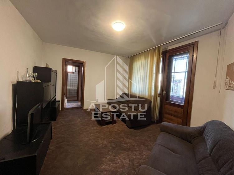 Apartament cu 2 camere, semidecomandat, Spitalul Judetean - 1