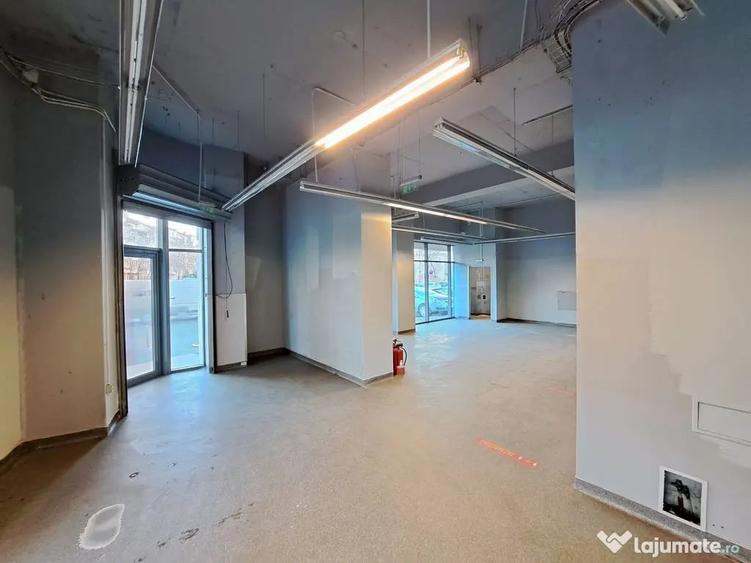 Spațiu comercial, de 143 mp, în Vitan
