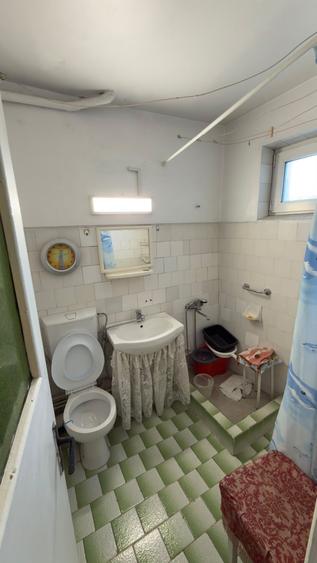 Apartament cu 2 camere decomandat în Abator