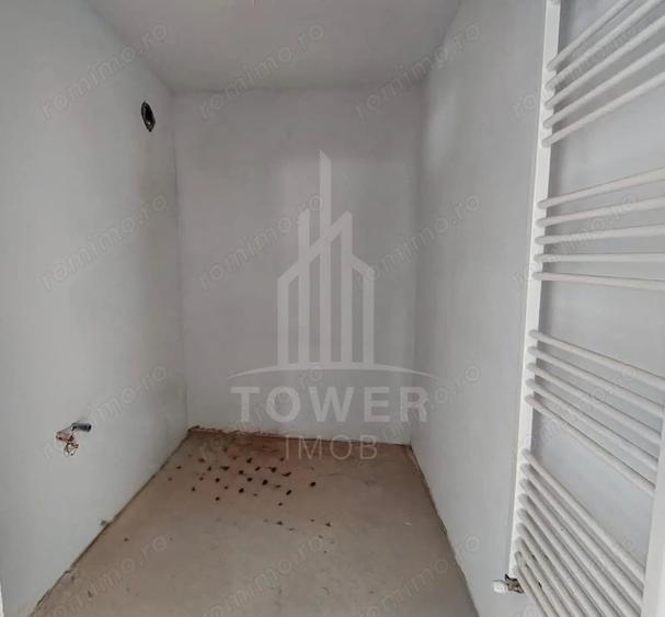 Apartament cu 3 camere decomandat în Turnișor
