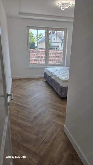 Casă cu 5 camere cu Teren 500 Mp în Horia