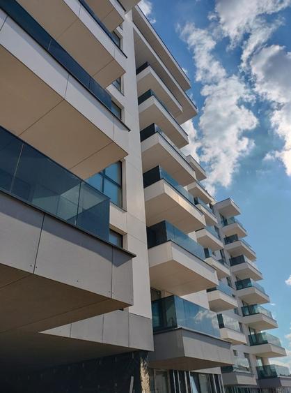 Penthouse cu 4 camere decomandat în Pipera