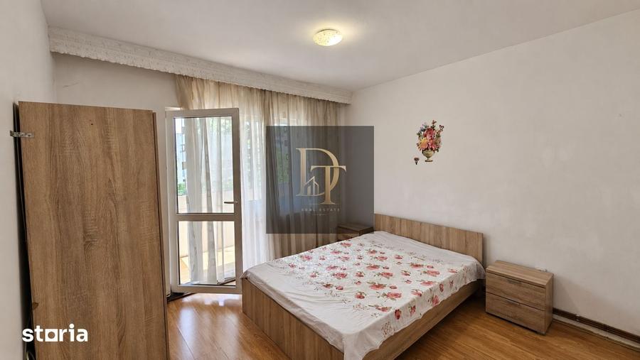 Apartament cu 2 camere decomandat în Tractorul