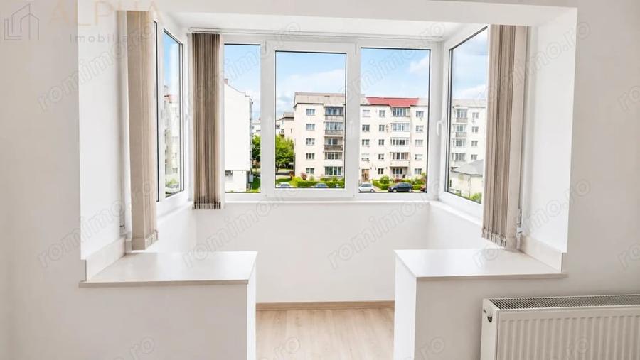 Apartament cu 3 camere decomandat în Calea Moldovei