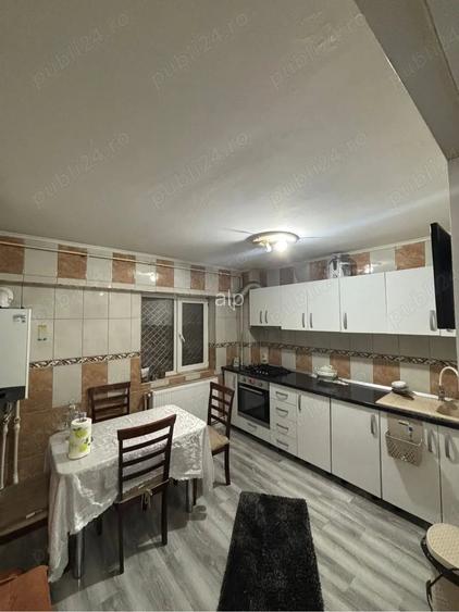 Apartament 3 camere de vanzare Alexandria vacanta tur