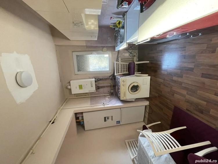 Apartament cu 3 camere semidecomandat în Tipografilor