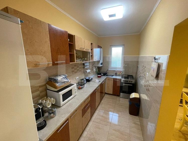Casă individuală cu 4 camere cu Canalizare în Central