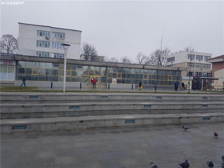 Spațiu comercial, de 530 mp, în Central