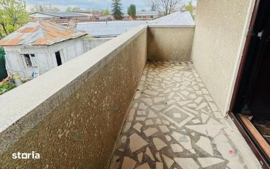 Casă cu 5 camere cu Teren 491 Mp în Central