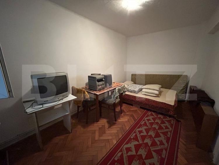 Apartament cu 2 camere, Horea, zona centrala - 3
