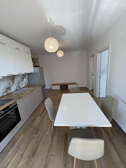 Apartament cu 3 camere în Chinteni