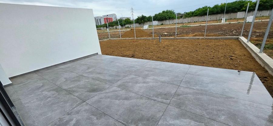 Casă cu 4 camere cu Garaj în UTA