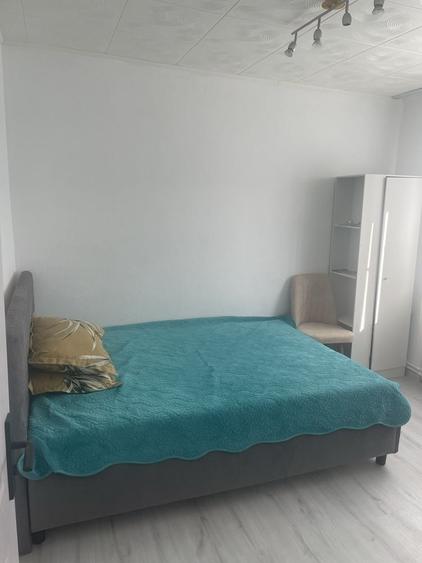 Inchiriez apartament cu 3 camere in Valea rosie - 2