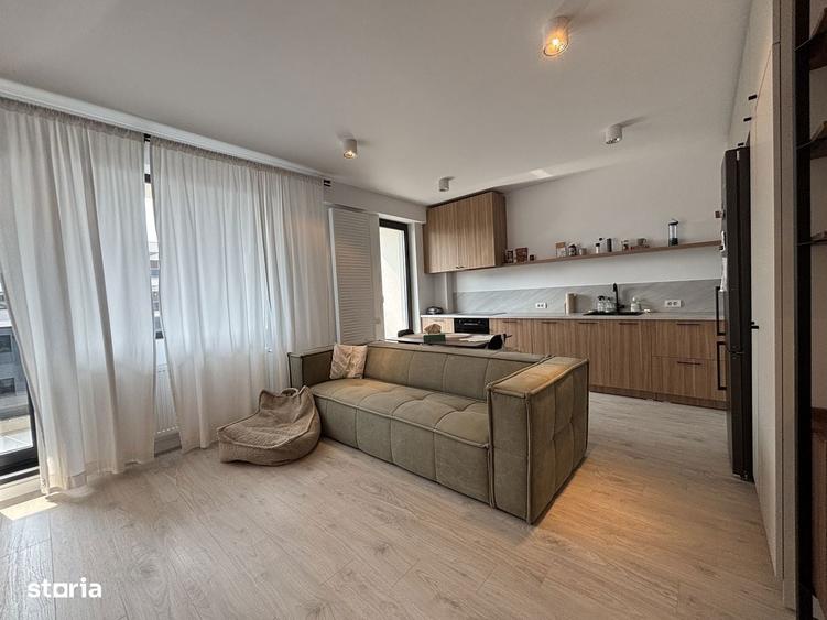 Apartament cu 3 camere în Est