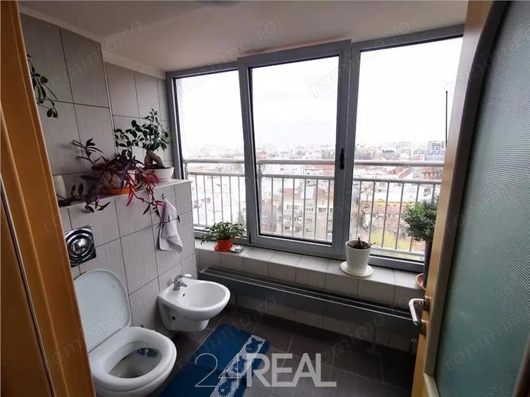 Apartament cu 4 camere în Dacia