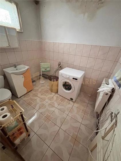 Casă cu Teren 1640 Mp în Satu Nou de Sus