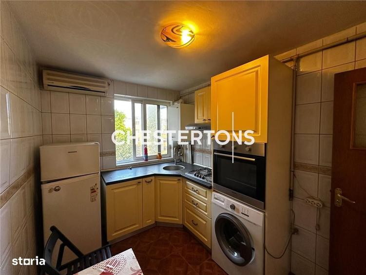 Apartament cu 3 camere decomandat în Ferentari