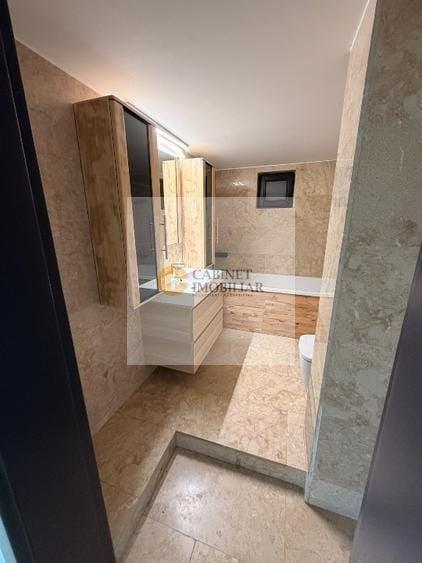Apartament cu 4 camere decomandat, mobilat în Crângași