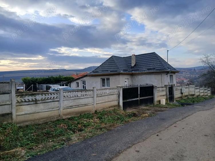 Casă cu 2 camere cu Teren 700 Mp în Tritenii de Sus