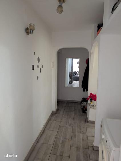 Apartament cu 2 camere semidecomandat în Vest