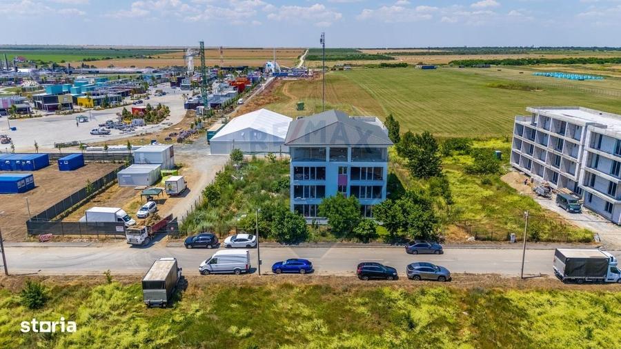 Spațiu comercial, de 1,340 mp, în Central