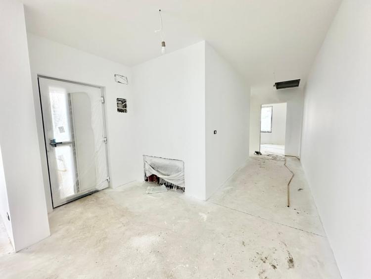 Duplex cu 3 camere cu Teren 297 Mp în Bucovăț (Remetea Mare)