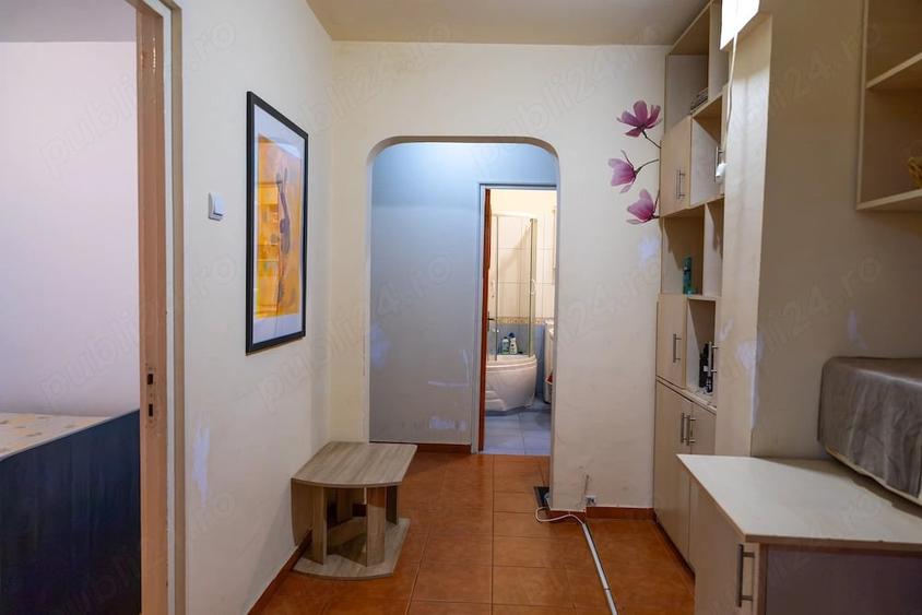Inchiriere 2 camere, 51 mp, zona Auchan Titan, etaj 6 8 - 5