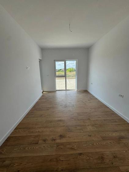 Apartament cu 2 camere semidecomandat în Torontalului