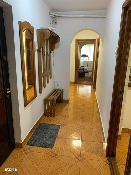 Apartament cu 4 camere în Central
