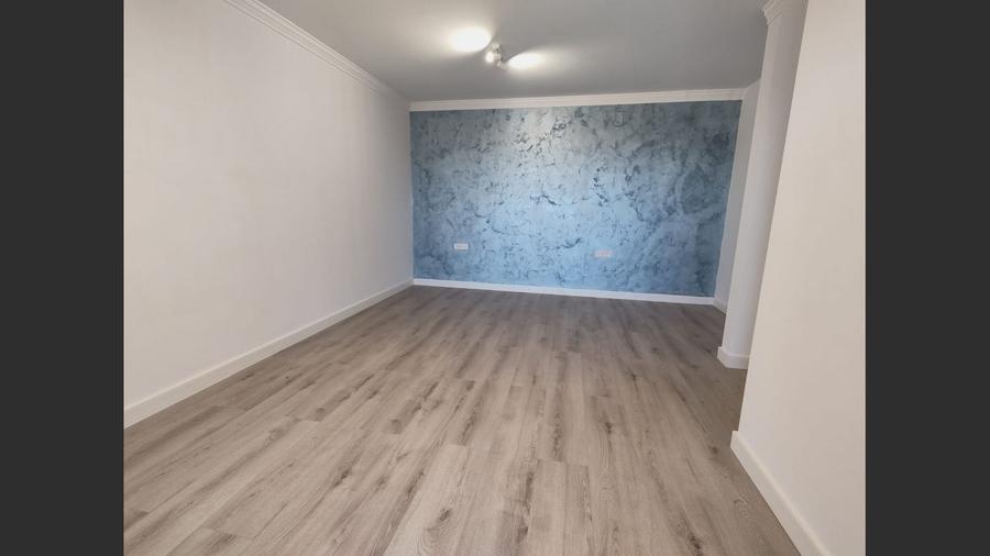 Penthouse cu 5 camere decomandat, mobilat în Nufărul