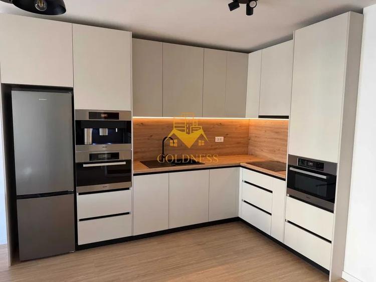 Apartament cu 2 camere semidecomandat, mobilat în Semicentral