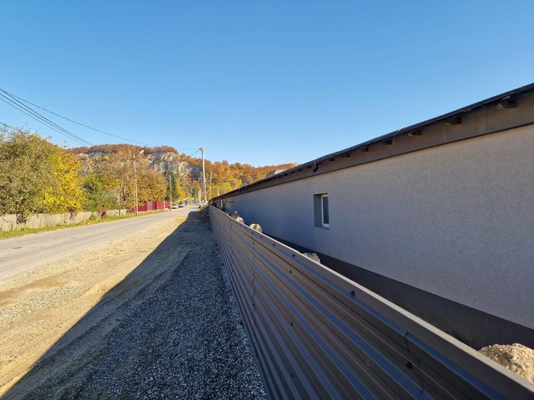 Spațiu industrial, de 800 mp, în Exterior Est