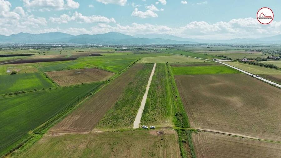 Teren de 500 mp, în Stupini