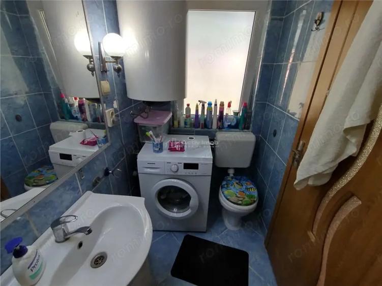Casă cu Teren 1151 Mp în Oravița