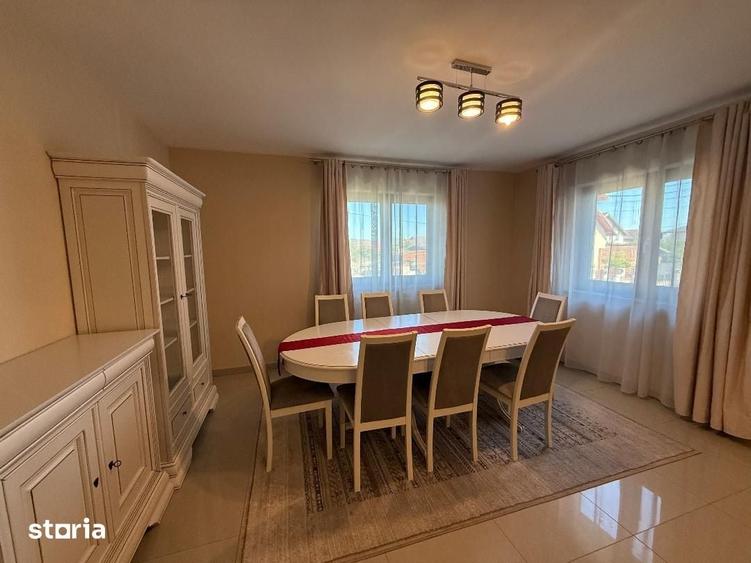 Casă cu 5 camere cu Teren 427 Mp în Cetate