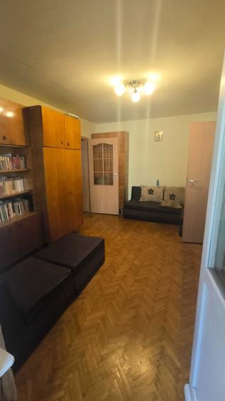 Apartament cu 3 camere decomandat în Grigorescu