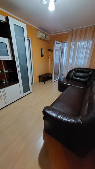 Apartament 2 camere - Casa de Cultura - 300 euro/luna (Cod E8) - 1