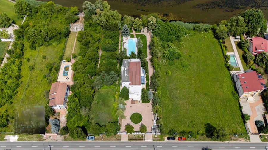Casă cu 4 camere în Central