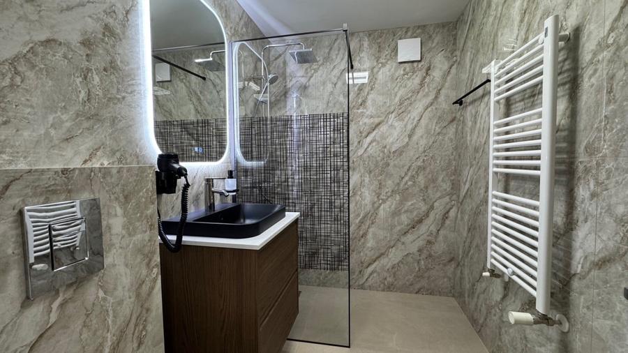 Apartament cu 2 camere decomandat, mobilat în Aviației