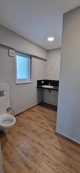 Apartament cu 2 camere decomandat în Străulești