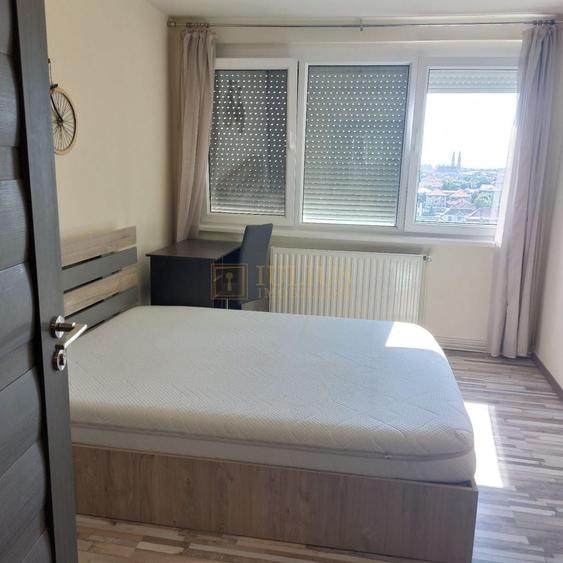 Apartament cu 3 camere decomandat, mobilat în Complex Studențesc