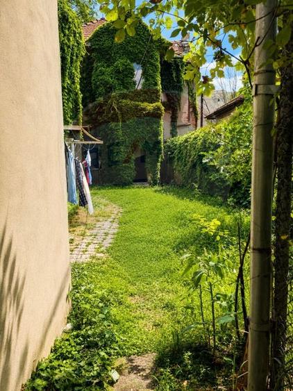 Apartament in casa cu 188mp teren, zona Hotel Ramada, scoala numarul 2 - 6