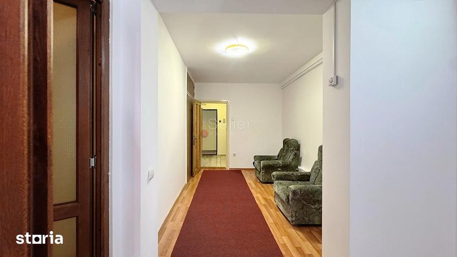 Apartament cu 3 camere în Central