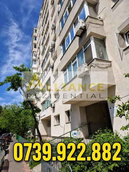 Apartament cu 2 camere decomandat în Titan