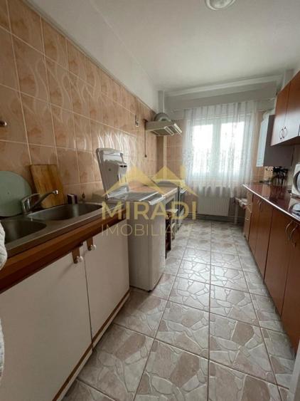 Apartament cu 2 camere, mobilat în Malul Spitalului