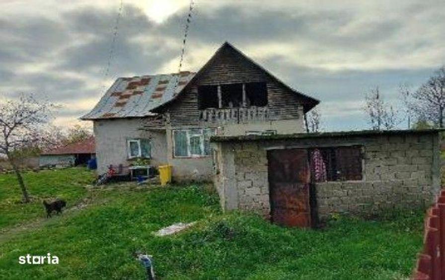 Casă cu 4 camere cu Teren 5440 Mp în Ungheni