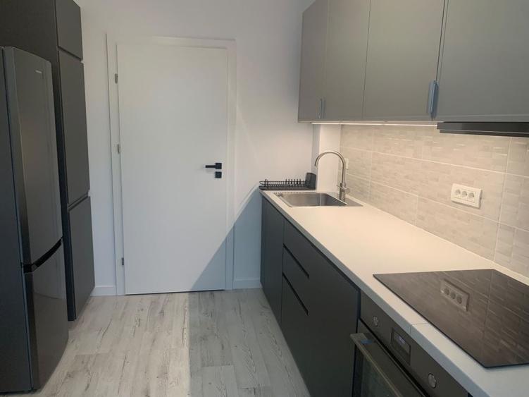 Apartament cu 2 camere decomandat în Tunari