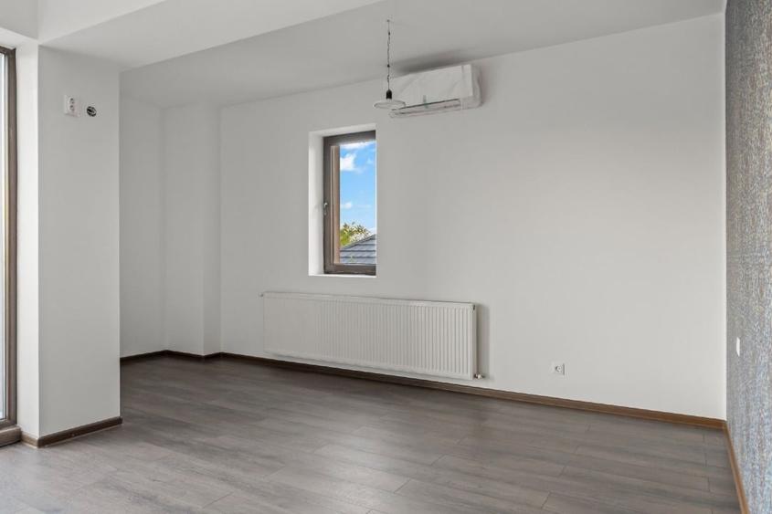 Casă individuală cu 5 camere cu Garaj în Siliștea Snagovului
